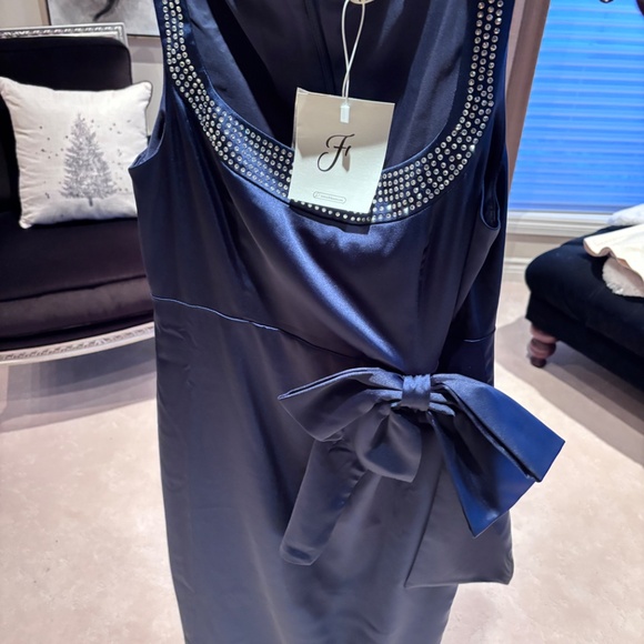 Blue Hotfix Embellished Bow Satin Square Neck Sleeveless Sheath Midi Dress - Picture 5 of 6